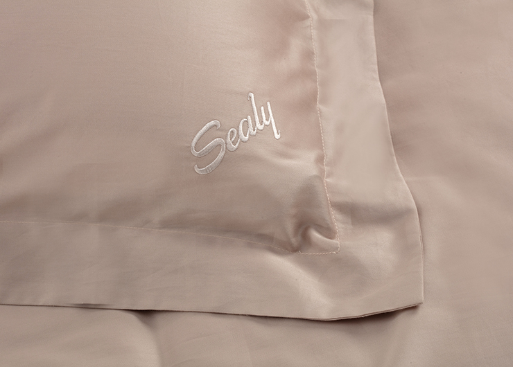 c15a25b4a4e9cd74e47e1218ed043f1e